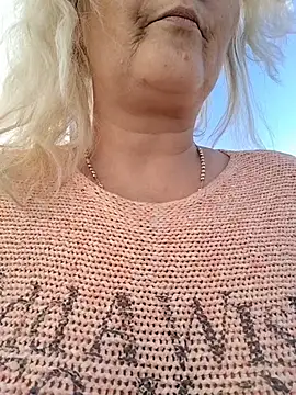 Divineblond online show from February 11, 2:17 pm