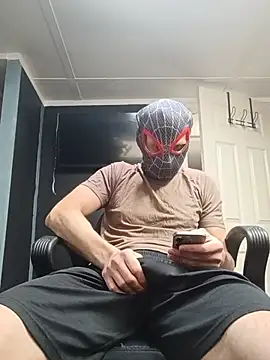 bwcloverboy2 online show from June 3, 2:29 pm