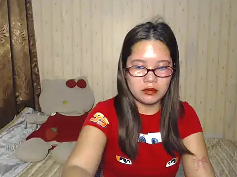 Snapshot of ur_prettychelsie chatting on May 25, 7:23 pm ur prettychelsie online show from May 25, 7:23 pm