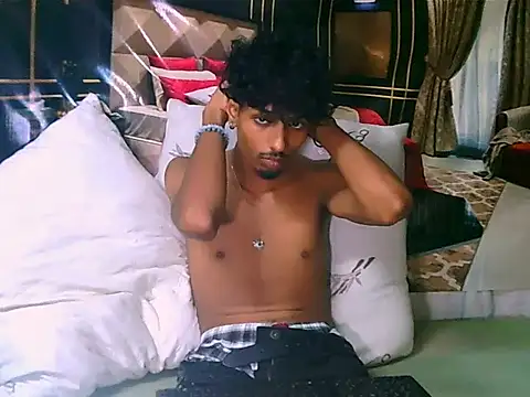 SubmissiveStallion69 online show from April 22, 11:50 am