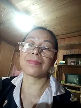 Ari-Na9 online show from June 18, 2:21 am