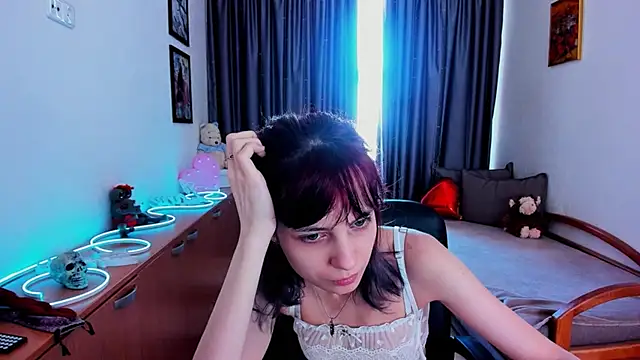 MiniLysii online show from June 22, 5:48 am