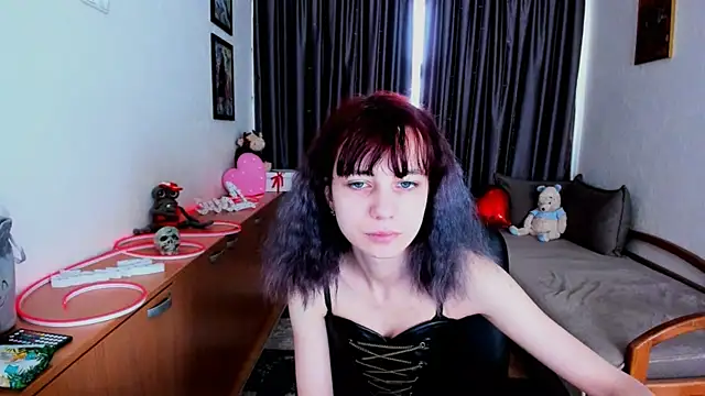 MiniLysii online show from June 13, 5:38 am