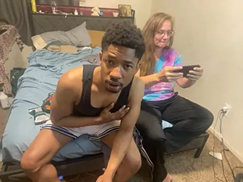 milfandyoungin online show from May 17, 7:19 am