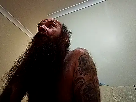 duzzarulz421 online show from May 23, 11:53 am