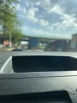 yestwoooo online show from April 23, 7:48 am