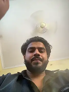 bunnyboy20 online show from April 22, 12:23 pm