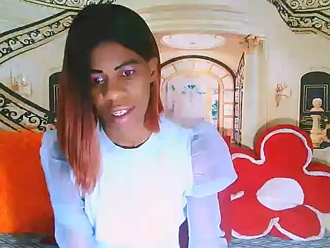 EbonySweetPeach online show from May 4, 6:06 am