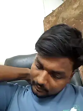 Gujju here online show from June 15, 6:35 am