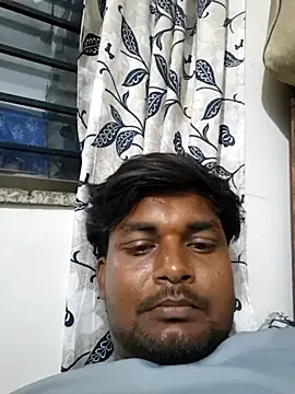 Gujju here online show from April 24, 5:15 pm