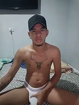 hotshame21 online show from May 31, 4:35 pm