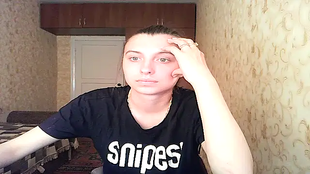 Snapshot of MilaShka29 chatting on May 8, 9:13 am MilaShka29 online show from May 8, 9:13 am