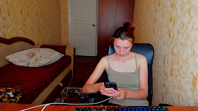 Snapshot of MilaShka29 chatting on June 29, 10:15 am MilaShka29 online show from June 29, 10:15 am