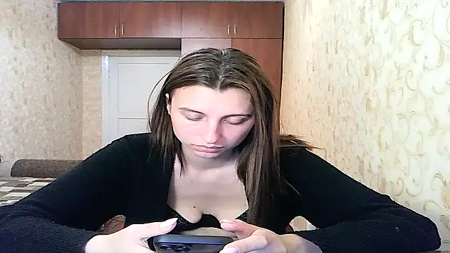 Snapshot of MilaShka29 chatting on May 13, 8:49 pm MilaShka29 online show from May 13, 8:49 pm