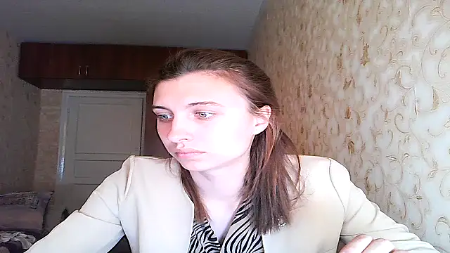 Snapshot of MilaShka29 chatting on May 6, 11:36 am MilaShka29 online show from May 6, 11:36 am