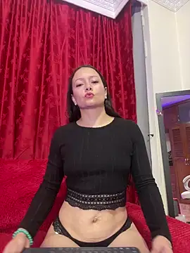 SamiiContreras  online show from May 6, 1:59 pm