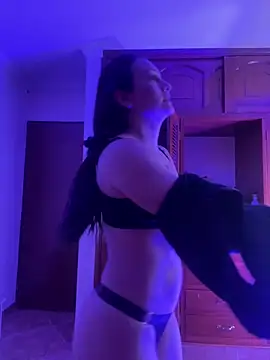 SamiiContreras  online show from May 5, 11:02 am