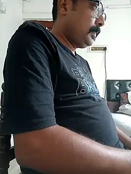 TamilRedchilli online show from May 4, 7:11 am