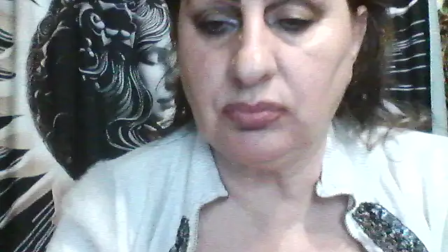 LoaqLovew online show from April 30, 1:51 pm