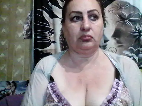 LoaqLovew online show from June 1, 8:47 am