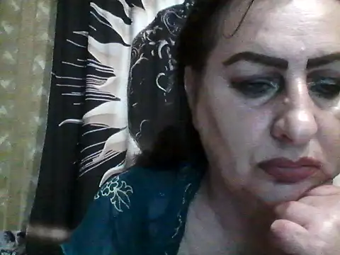 LoaqLovew online show from July 6, 10:22 am