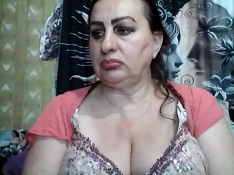 LoaqLovew online show from June 19, 12:00 pm