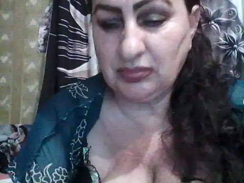 LoaqLovew online show from July 1, 6:36 am