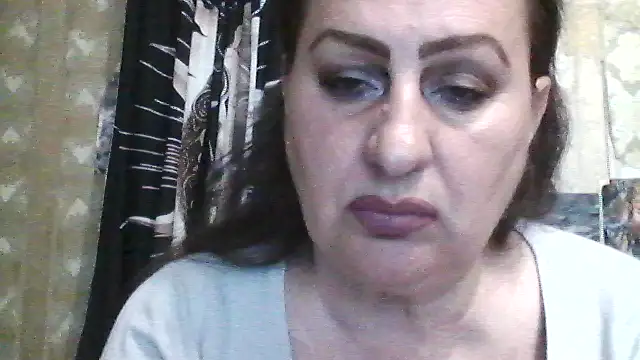 LoaqLovew online show from April 24, 12:18 pm