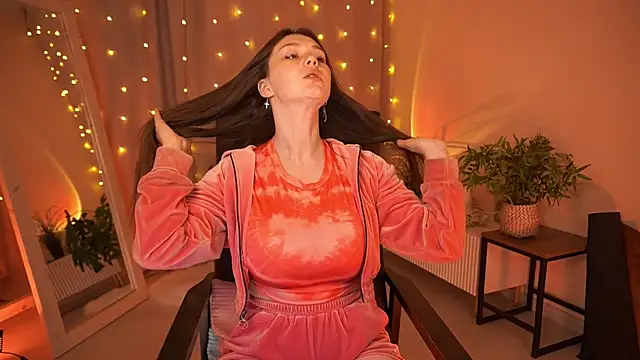 BettyMarlowe online show from May 9, 5:22 am