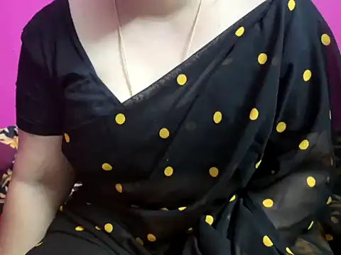 Snapshot of Call_Honey chatting on May 20, 6:49 pm Call Honey online show from May 20, 6:49 pm