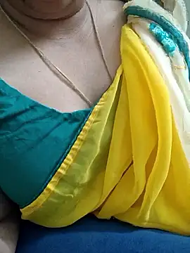 Snapshot of Call_Honey chatting on May 22, 4:16 pm Call Honey online show from May 22, 4:16 pm