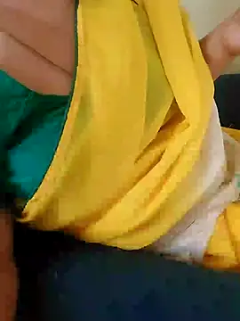 Snapshot of Call_Honey chatting on June 14, 5:52 am Call Honey online show from June 14, 5:52 am