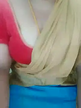 Snapshot of Call_Honey chatting on June 23, 9:29 am Call Honey online show from June 23, 9:29 am