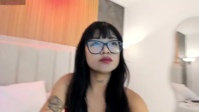 malory winehouse online show from April 23, 11:38 am