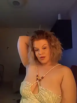 Maryquenn online show from June 1, 5:45 pm