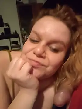 Maryquenn online show from May 24, 10:09 pm