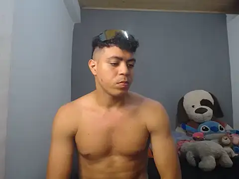 axelnoirx online show from April 24, 1:18 am