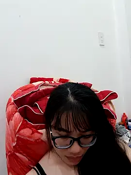  Minaa  online show from April 23, 7:26 pm