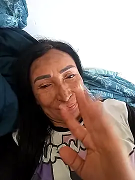 Lara vela online show from May 20, 1:19 pm