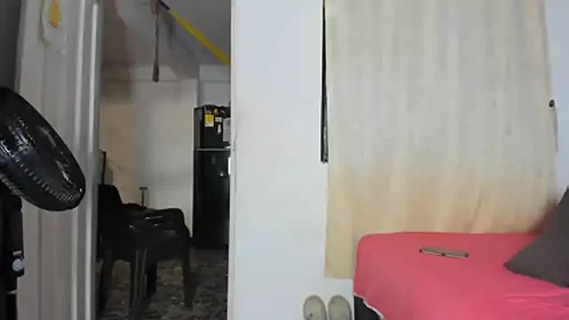 Lara vela online show from July 22, 10:39 am
