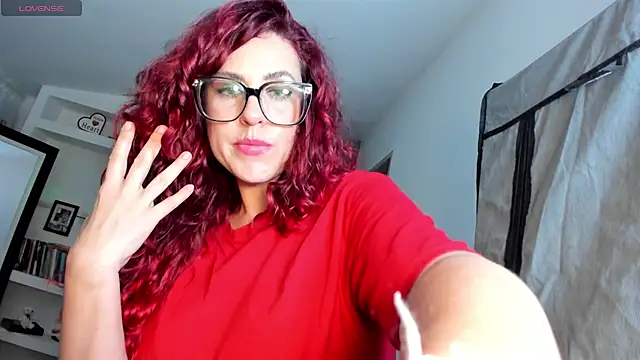 BrunaBulloock online show from July 24, 11:45 pm