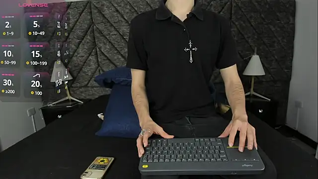 Snapshot of DemonFoxx chatting on June 9, 12:06 pm DemonFoxx online show from June 9, 12:06 pm