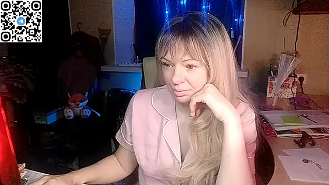 Snapshot of Fluffy_Duffy962 chatting on May 28, 8:59 pm Fluffy Duffy962 online show from May 28, 8:59 pm