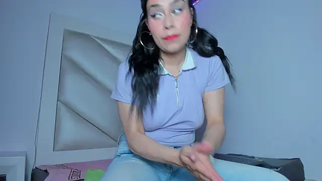 Valentina js online show from June 6, 8:47 pm
