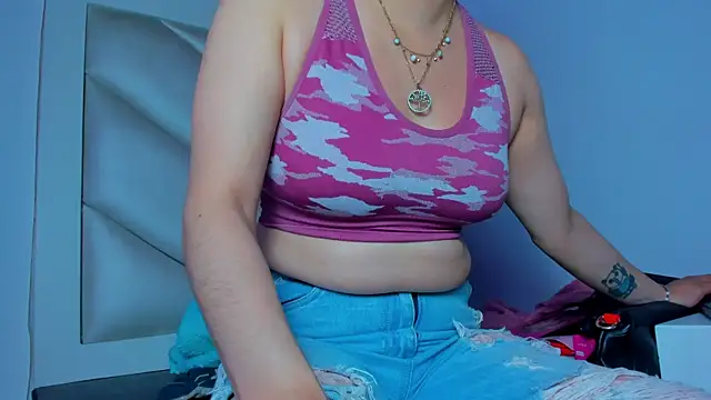 Valentina js online show from July 6, 7:38 pm