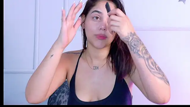 CuteWofy  online show from June 10, 11:44 am