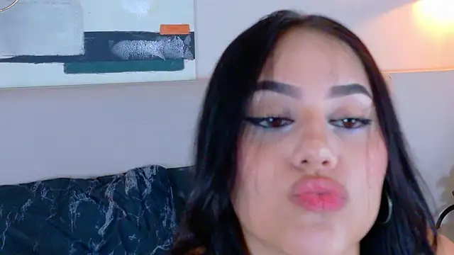 CuteWofy  online show from May 23, 6:51 pm