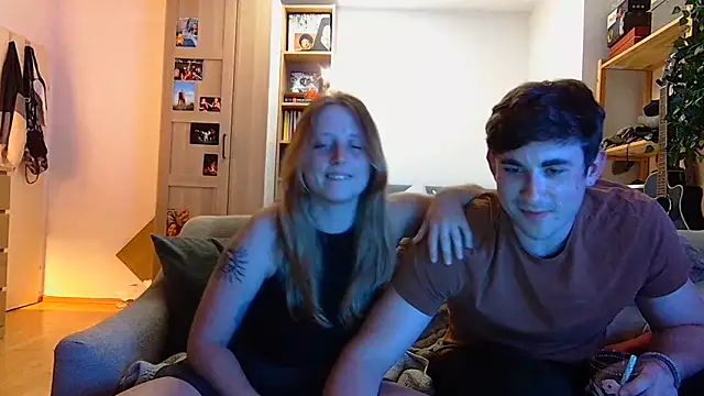 Goldensummar online show from April 22, 9:10 pm