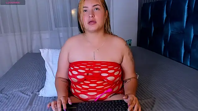 SabrinaMaddox online show from May 27, 1:40 pm