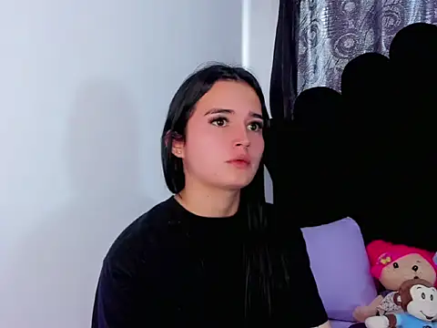 sofi-nyx online show from April 24, 2:19 pm